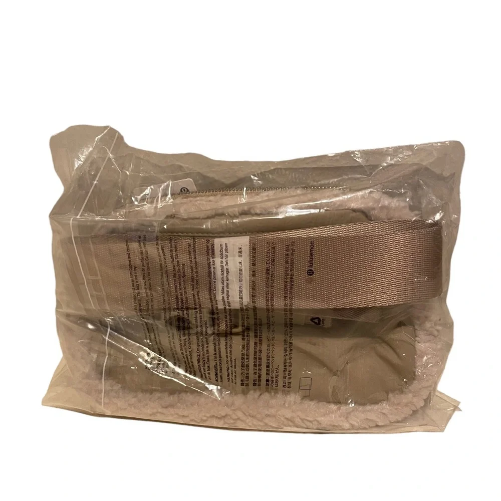 NWT Lululemon Fleece Everywhere Belt Bag White Ivory